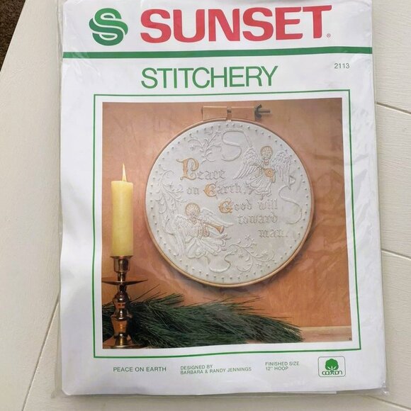 Sunset Stitchery Kit 2113 "Peace On Earth" Embroidery Angels & Candle Design VTG - Picture 1 of 4